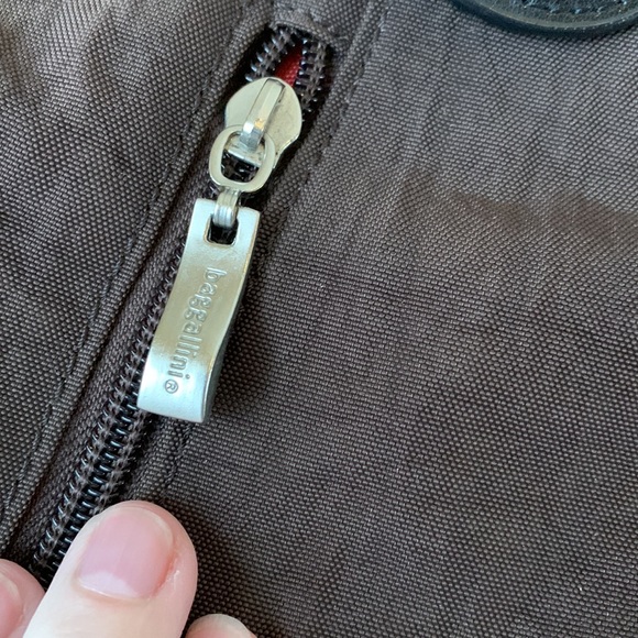 Baggallini Metro brown vegan woven nylon 1 or 2 strap convertible backpack EUC - Picture 4 of 15